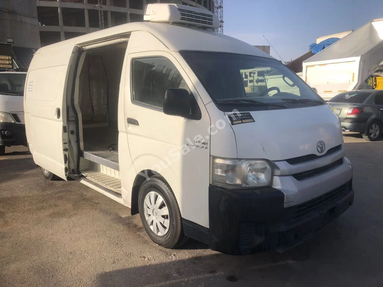 Toyota Hiace 2015 Manual 390,000 km 4 Cylinder FWD Van / Bus White Gasoline