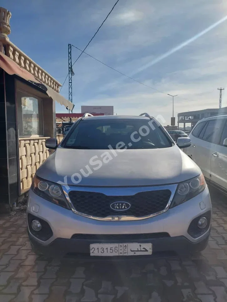 Kia Sorento 2010 Automatic 148,000 km 4 Cylinder FWD SUV Silver Diesel