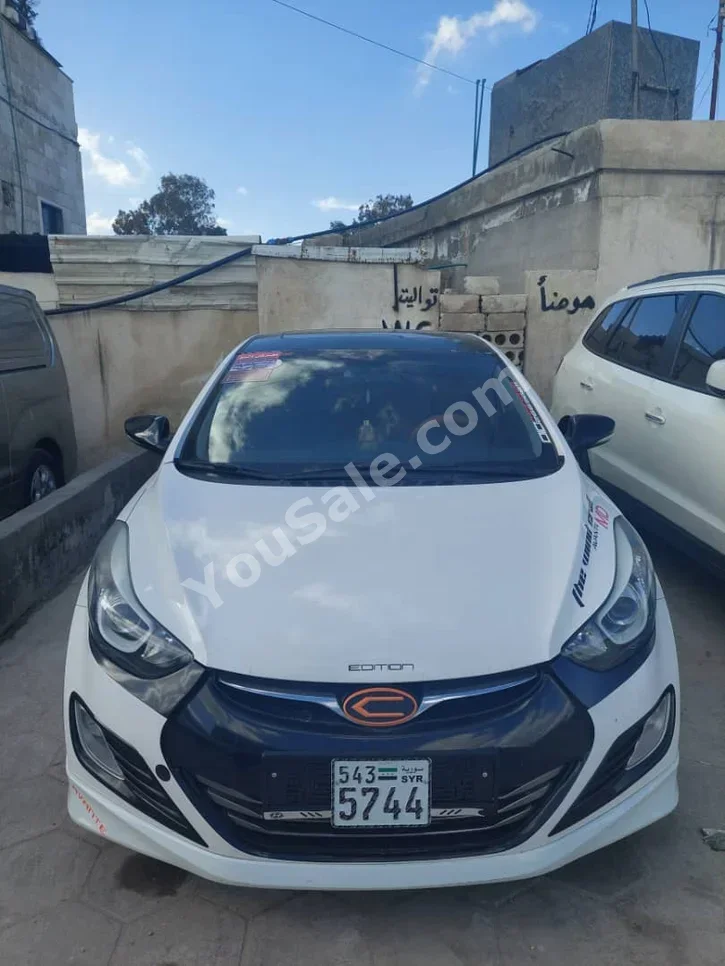 Hyundai Avante 2012 Automatic 142,000 km 4 Cylinder FWD Sedan White Gasoline
