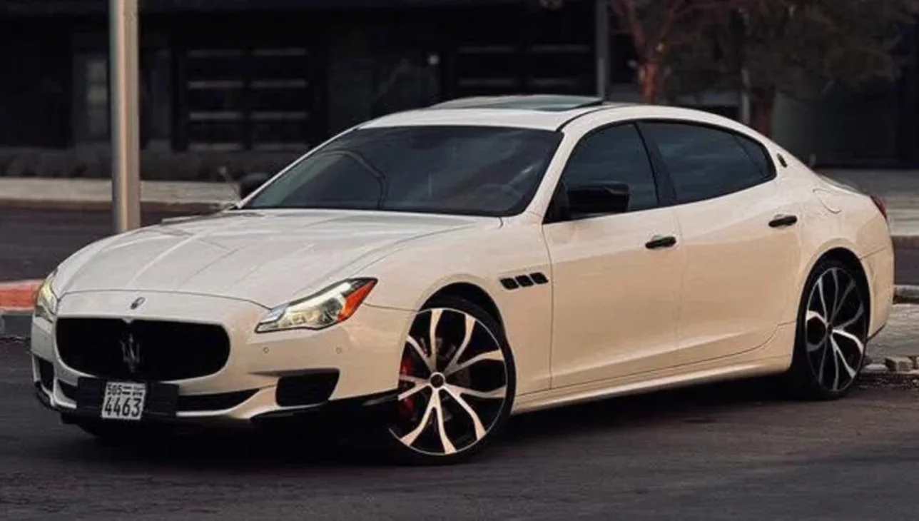 Maserati  Quattroporte  2015  Automatic  35,000 km  6 Cylinder  RWD  Sedan  White  Gasoline