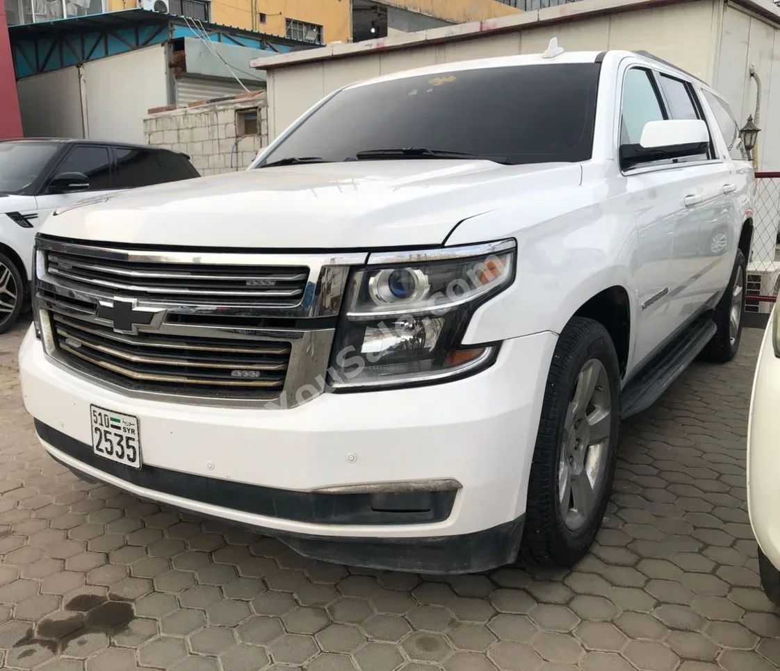 Chevrolet  Tahoe  2018  Automatic  260,000 km  8 Cylinder  AWD  SUV  White  Gasoline