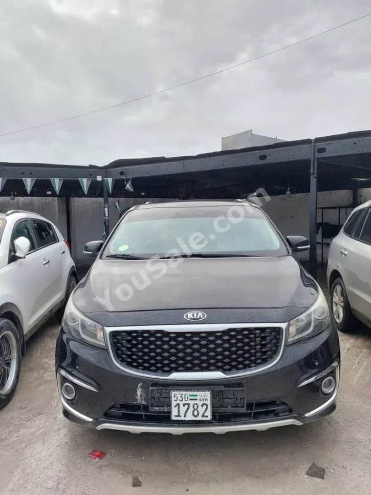 Kia Carnival 2016 Automatic 109,000 km 4 Cylinder RWD Van / Bus Black Gasoline