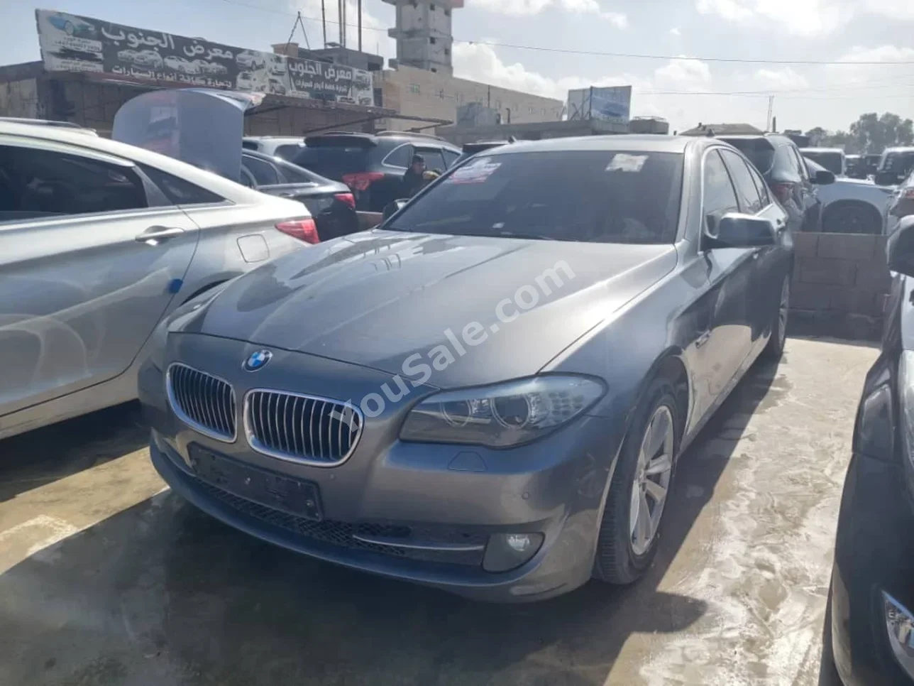 BMW 5-Series 525 2012 Automatic 105,000 km 6 Cylinder 4WD Sedan Dark Gray Diesel