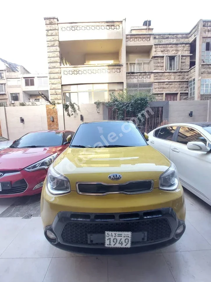 Kia  Soul  2015  Automatic  150,000 km  4 Cylinder  FWD  Hatchback  Yellow  Gasoline