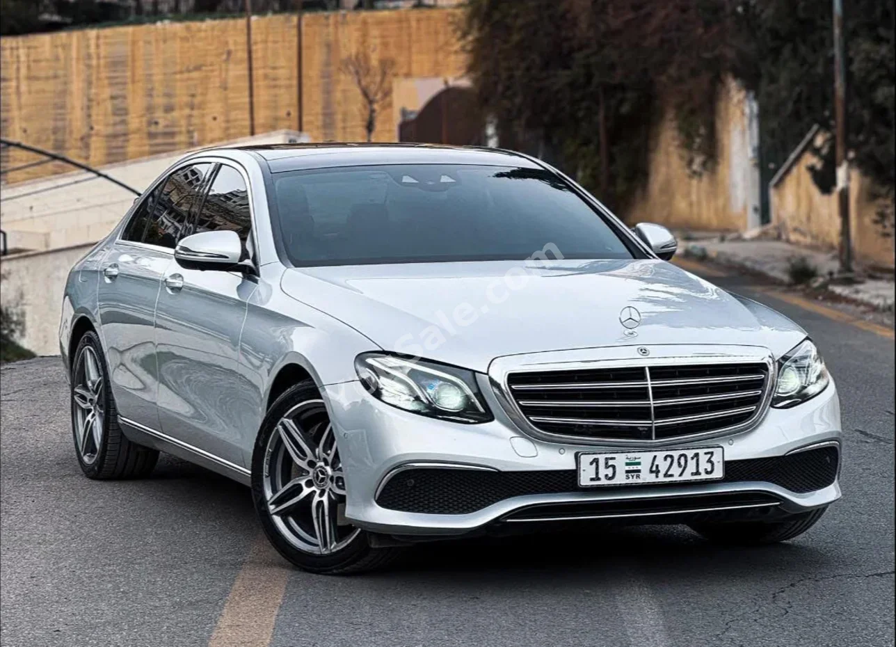 Mercedes-Benz E-Class 300 2019 Automatic 129,000 km 4 Cylinder 4WD Sedan Silver Gasoline