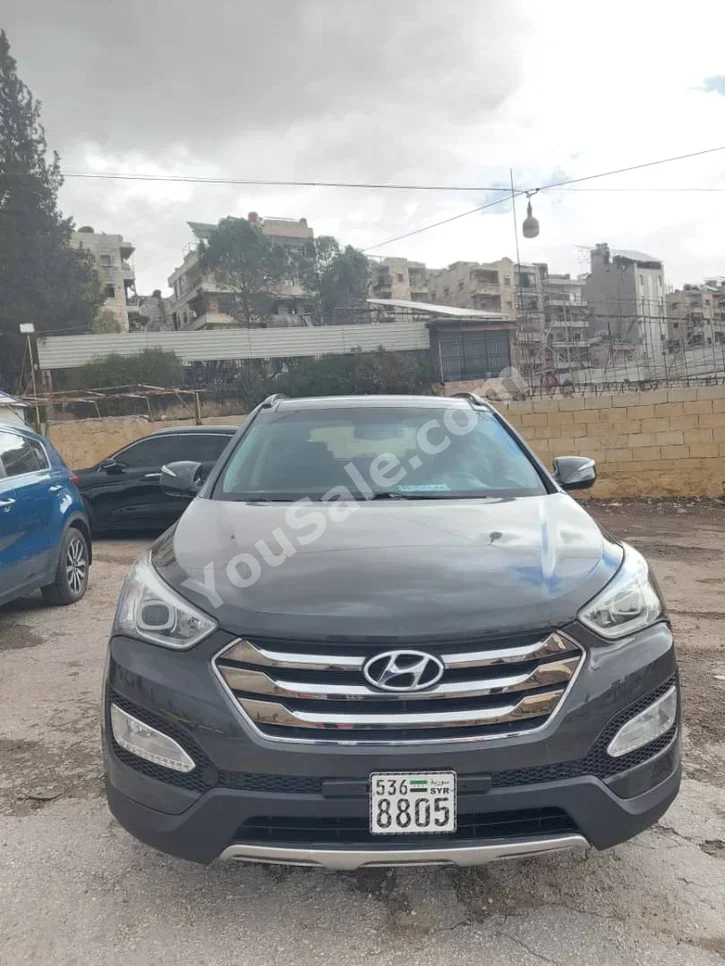 Hyundai Santa Fe 2013 Automatic 154,000 km 4 Cylinder FWD SUV Black Gasoline