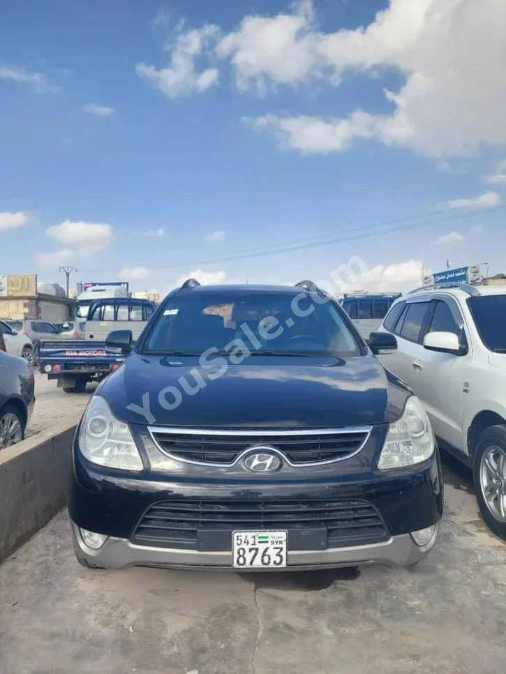 Hyundai  Veracruz  2011  Automatic  145,000 km  4 Cylinder  FWD  SUV  Black  Diesel