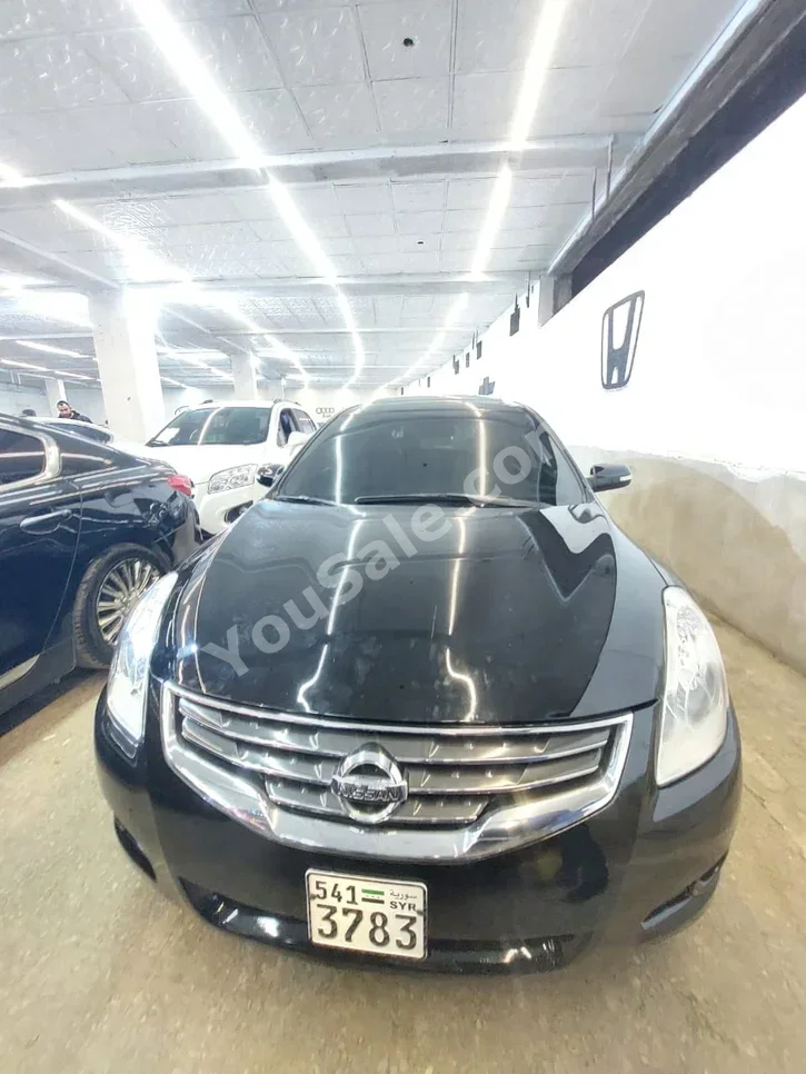 Nissan Altima 2012 Automatic 250,000 km 4 Cylinder FWD Sedan Black Gasoline