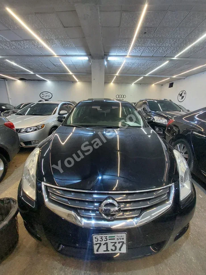 Nissan  Altima  2012  Automatic  150,000 km  4 Cylinder  FWD  Sedan  Black  Gasoline