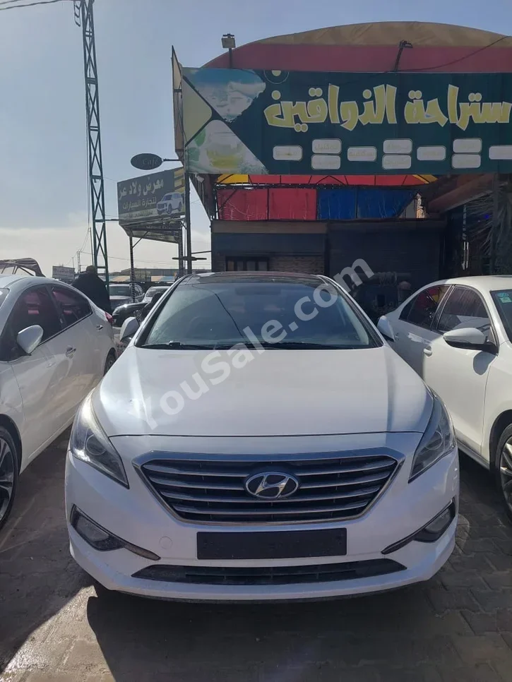 Hyundai Sonata 2015 Automatic 140,000 km 4 Cylinder FWD Sedan White Gasoline