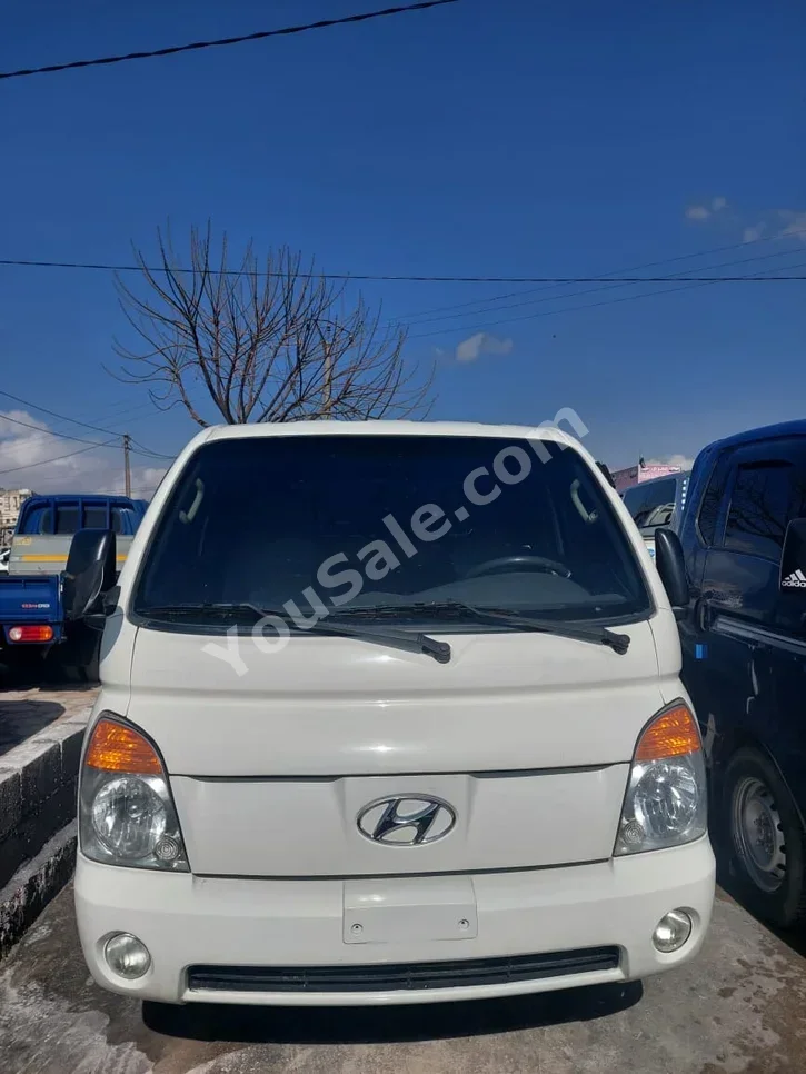 Hyundai Porter Porter 2005 Manual 154,000 km 4 Cylinder RWD Pick Up White Diesel
