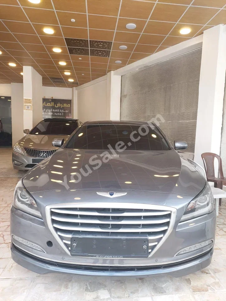 Genesis  G330  2015  Automatic  124,000 km  6 Cylinder  RWD  Sedan  Gray  Gasoline