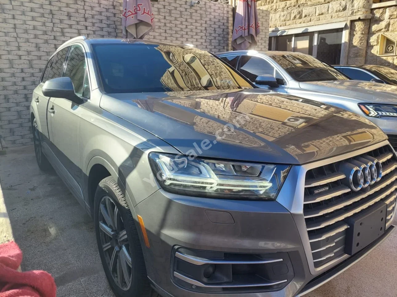 اودي كيو 7 2018 اتوماتيك 236,000 كم 6 سلندر دفع رباعي اس يو في رمادي بنزين