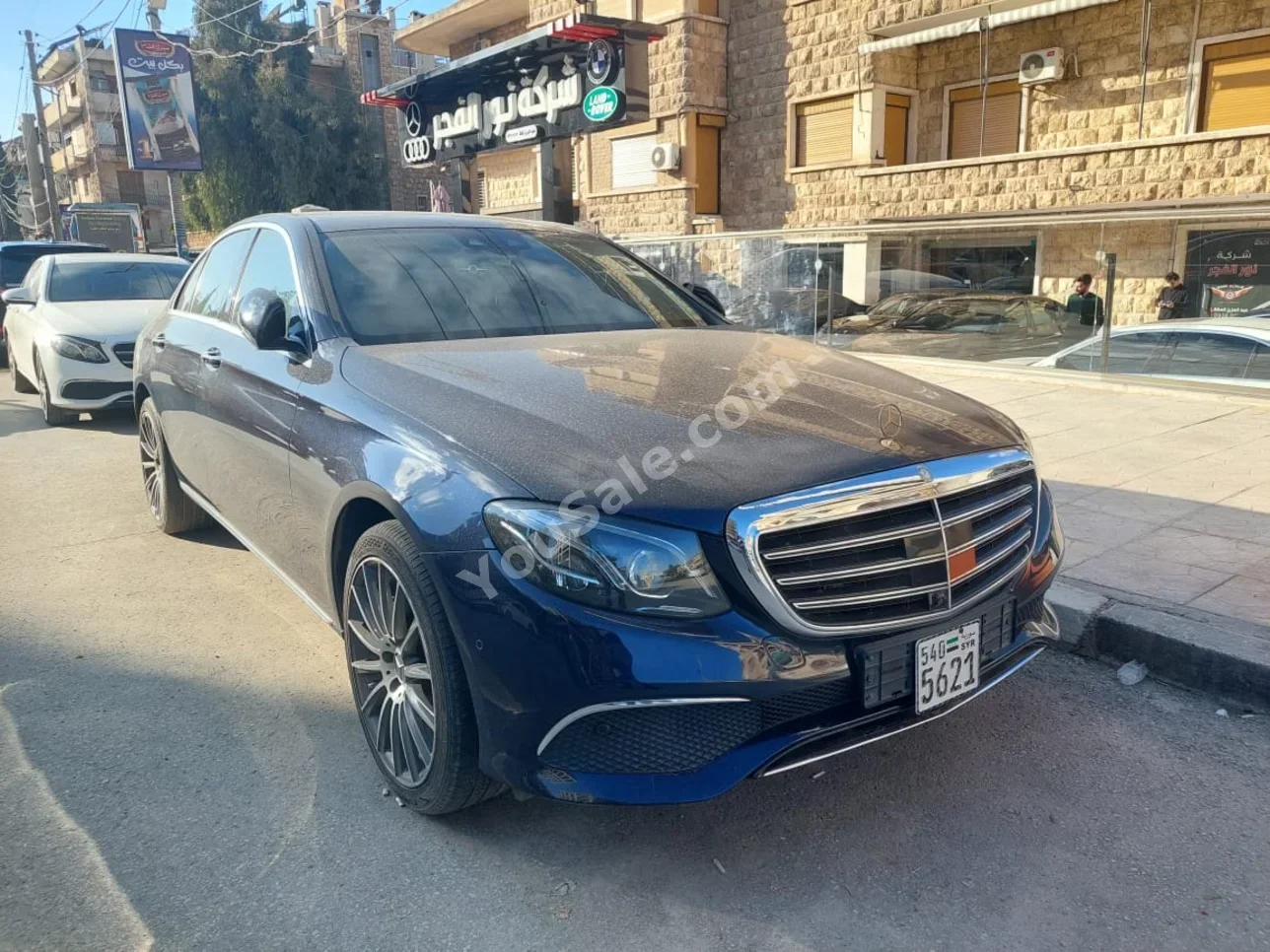 Mercedes-Benz E-Class 400 2017 Automatic 119,000 km 6 Cylinder 4WD Sedan Dark Blue Gasoline