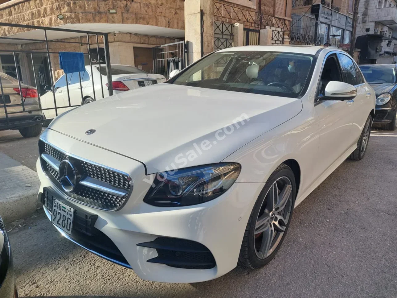 Mercedes-Benz E-Class 300 2019 Automatic 139,000 km 6 Cylinder RWD Sedan White Gasoline