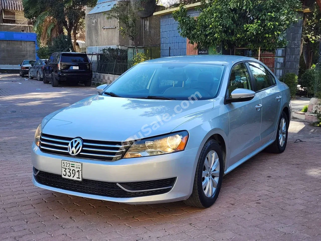 Volkswagen  Passat  2012  Automatic  134,000 km  4 Cylinder  FWD  Sedan  Silver  Gasoline