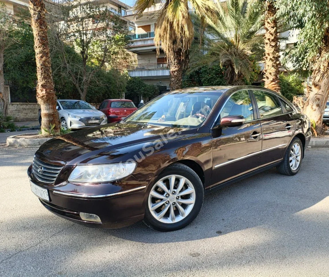 Hyundai Azera 2008 Automatic 210,000 km 4 Cylinder FWD Sedan Brown Gasoline