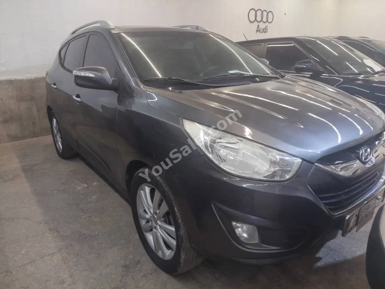 Hyundai Tucson 2011 Automatic 138,000 km 4 Cylinder FWD SUV Gray Diesel