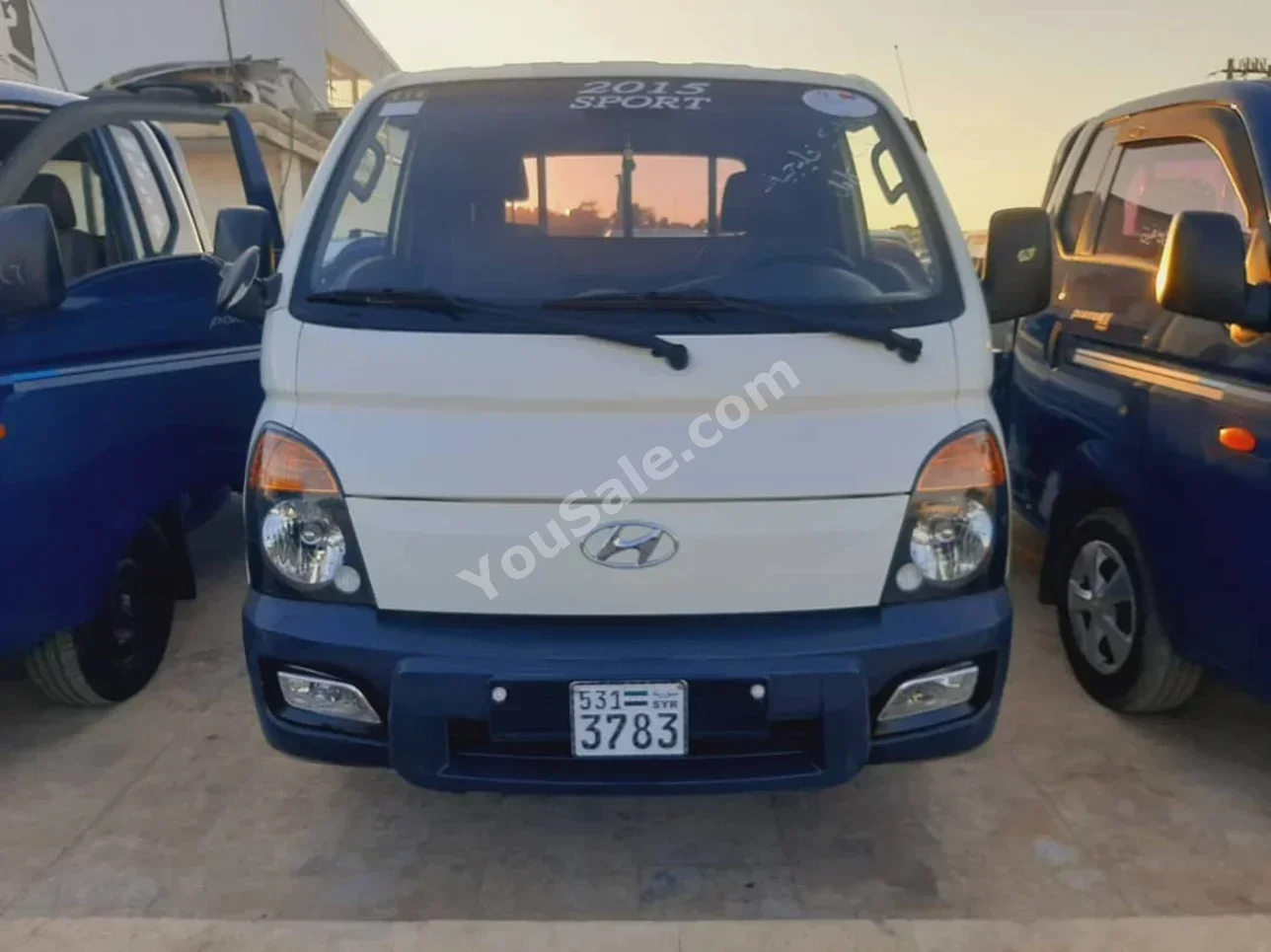 Hyundai  Porter  Porter  2015  Automatic  96,000 km  4 Cylinder  RWD  Pick Up  White  Diesel