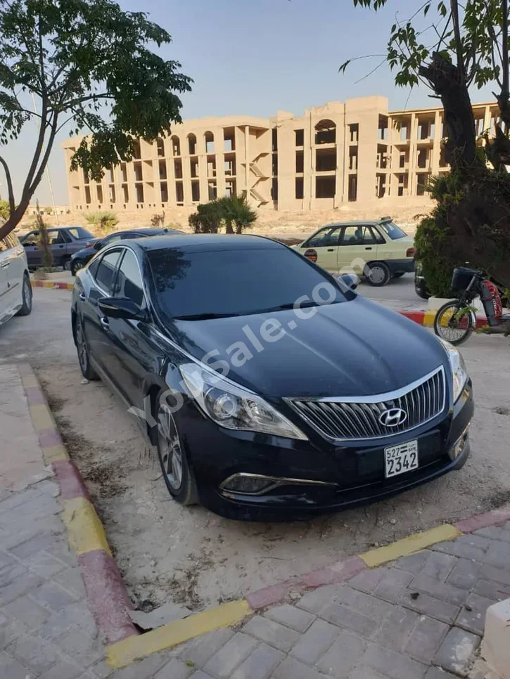Hyundai Grandeur 2011 Automatic 125,000 km 4 Cylinder FWD Sedan Black Gasoline