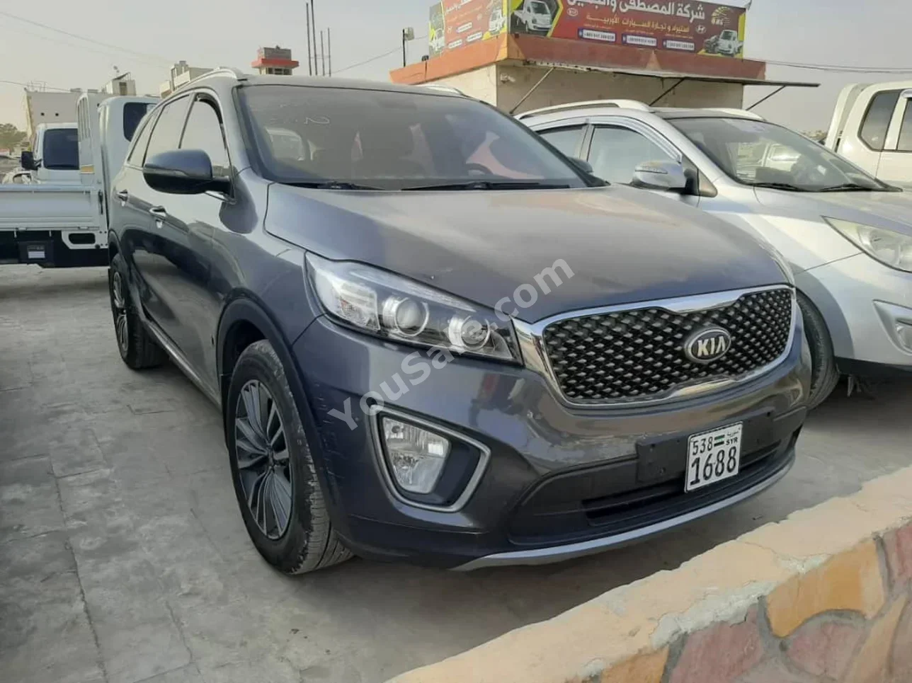 Kia Sorento 2015 Automatic 200,000 km 4 Cylinder FWD SUV Black Diesel