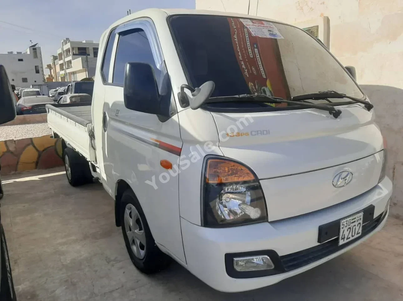 Hyundai  Porter  Porter  2014  Automatic  124,000 km  4 Cylinder  RWD  Pick Up  White  Diesel