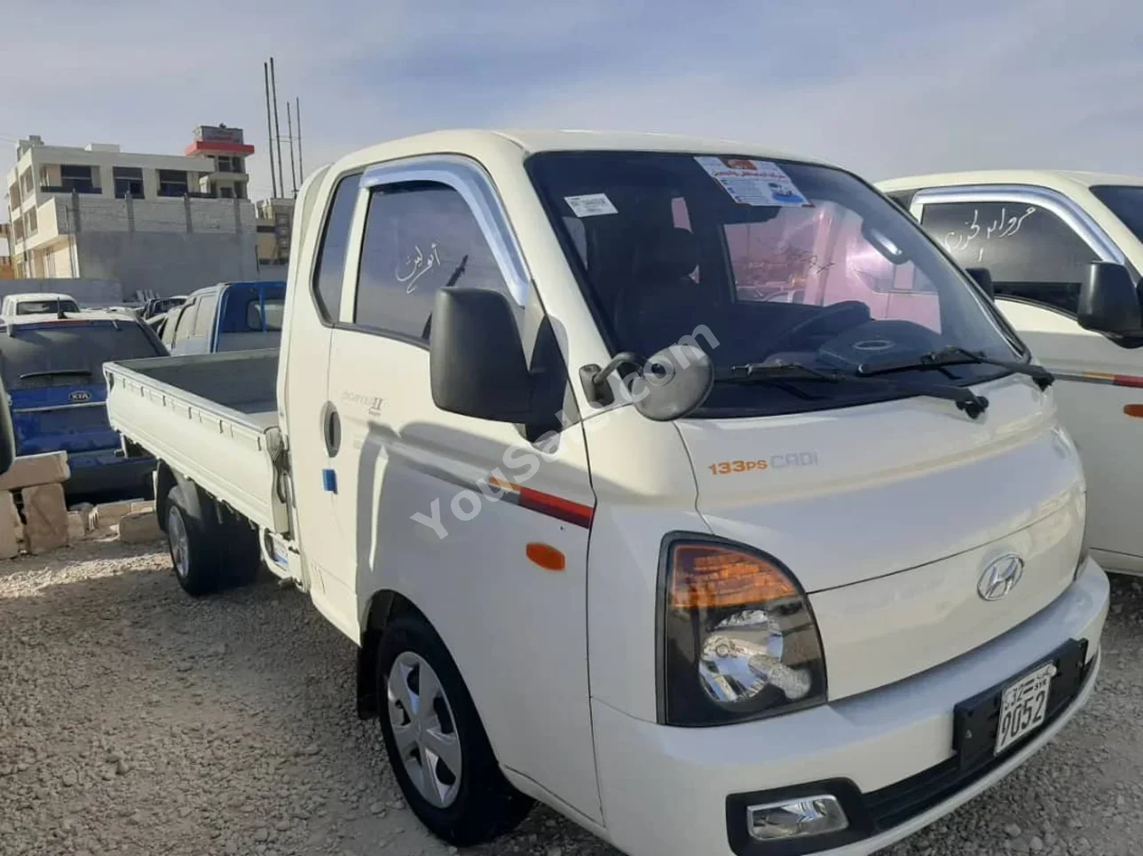 Hyundai Porter Porter 2012 Manual 124,000 km 4 Cylinder RWD Pick Up White Diesel