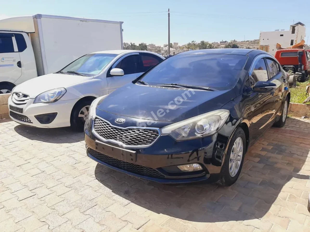 Kia  K3  2014  Manual  200,000 km  4 Cylinder  FWD  Sedan  Black  Gasoline
