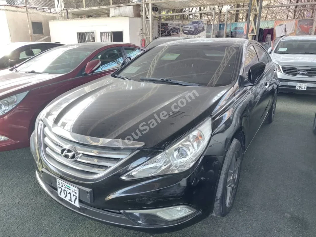 Hyundai  Sonata  2014  Automatic  175,000 km  4 Cylinder  FWD  Sedan  Black  Gasoline