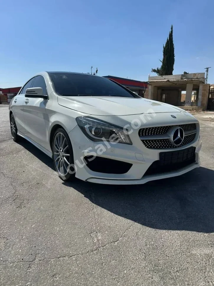 Mercedes-Benz CLA-Class 45 AMG 2015 Automatic 94,000 km 4 Cylinder 4WD Sedan White Gasoline
