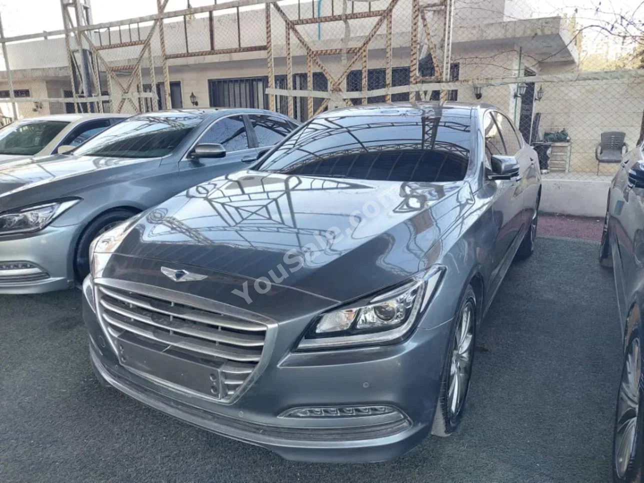 Genesis  G330  2016  Automatic  116,000 km  4 Cylinder  RWD  Sedan  Gray Metallic  Gasoline