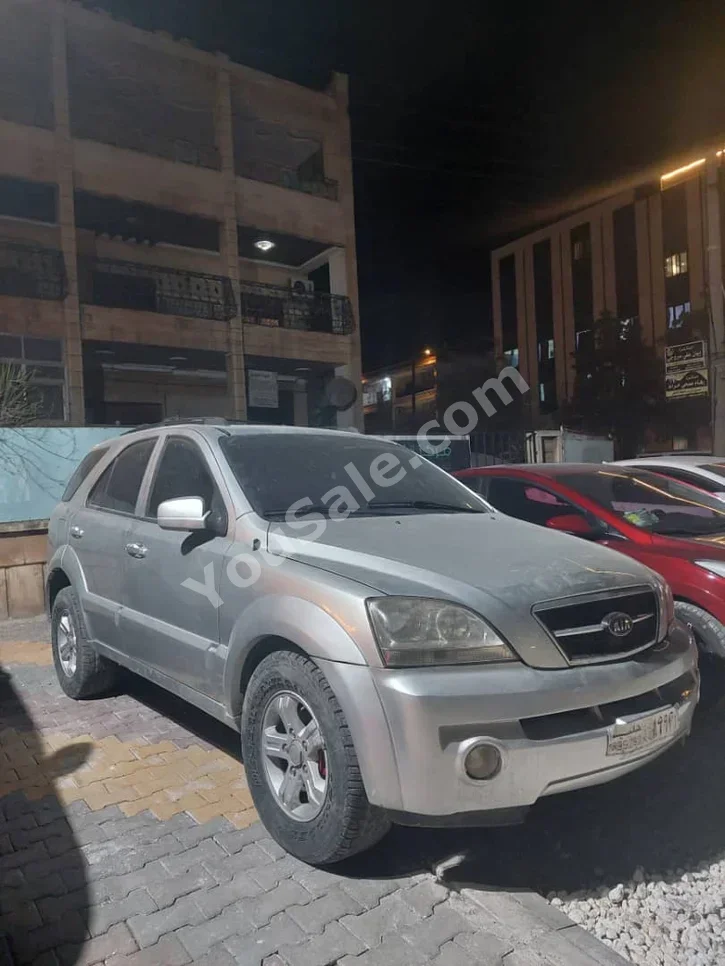 Kia Sorento 2006 Automatic 154,000 km 4 Cylinder FWD SUV Silver Gasoline