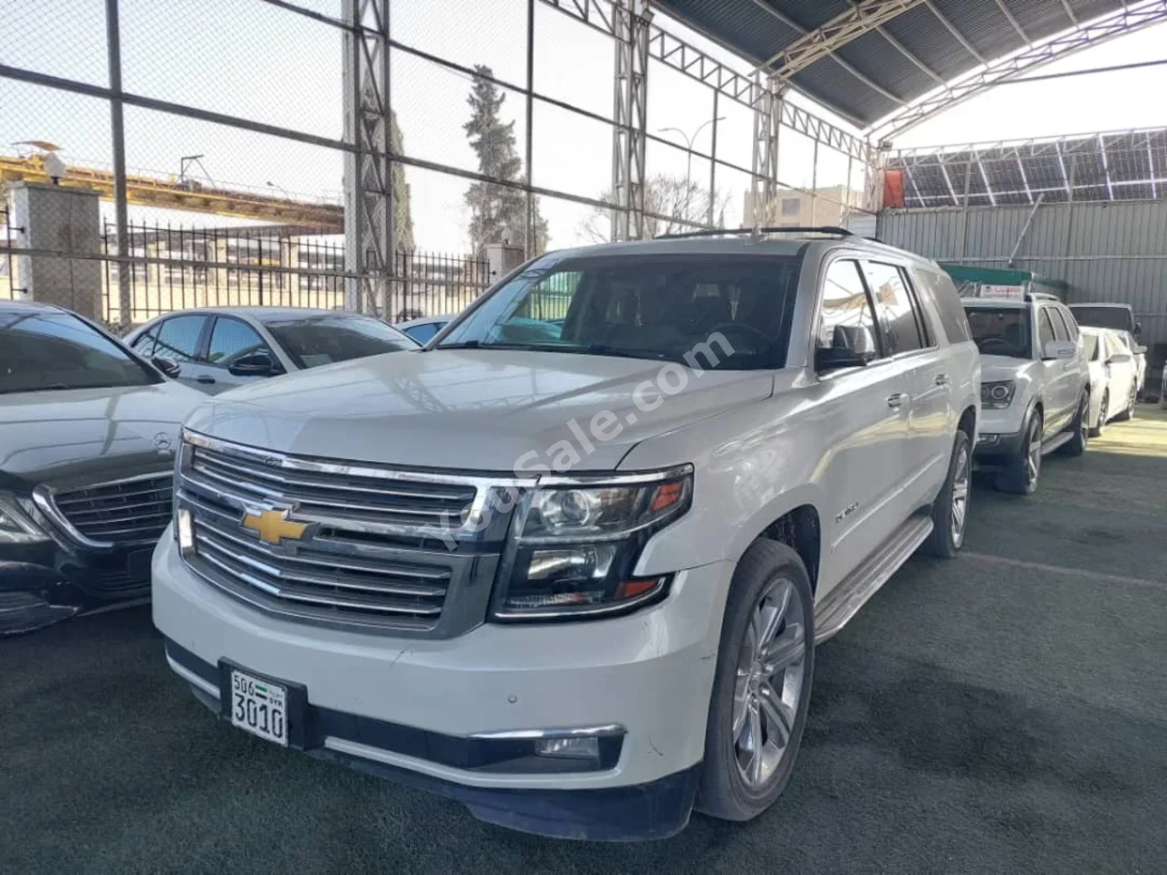 Chevrolet Suburban 2017 Automatic 68,000 km 8 Cylinder 4WD SUV White Gasoline