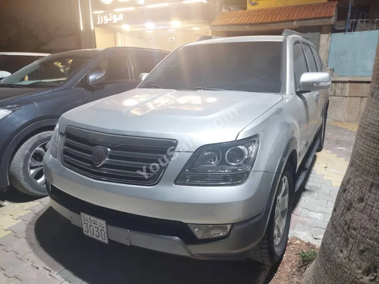 Kia Mohave 2012 Automatic 125,000 km 6 Cylinder RWD SUV Silver Diesel