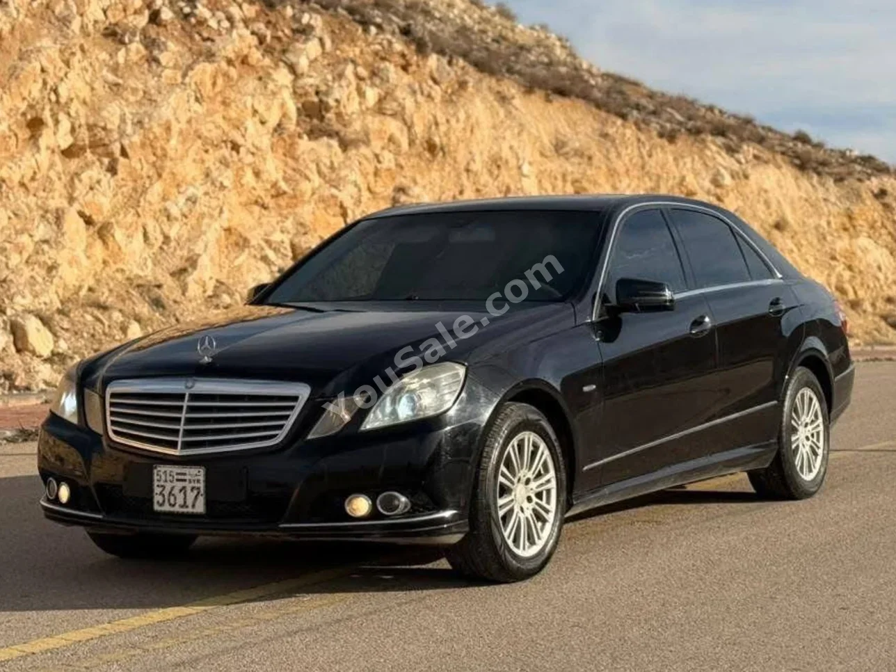 Mercedes-Benz E-Class 200 2011 Automatic 190,000 km 4 Cylinder RWD Sedan Black Gasoline