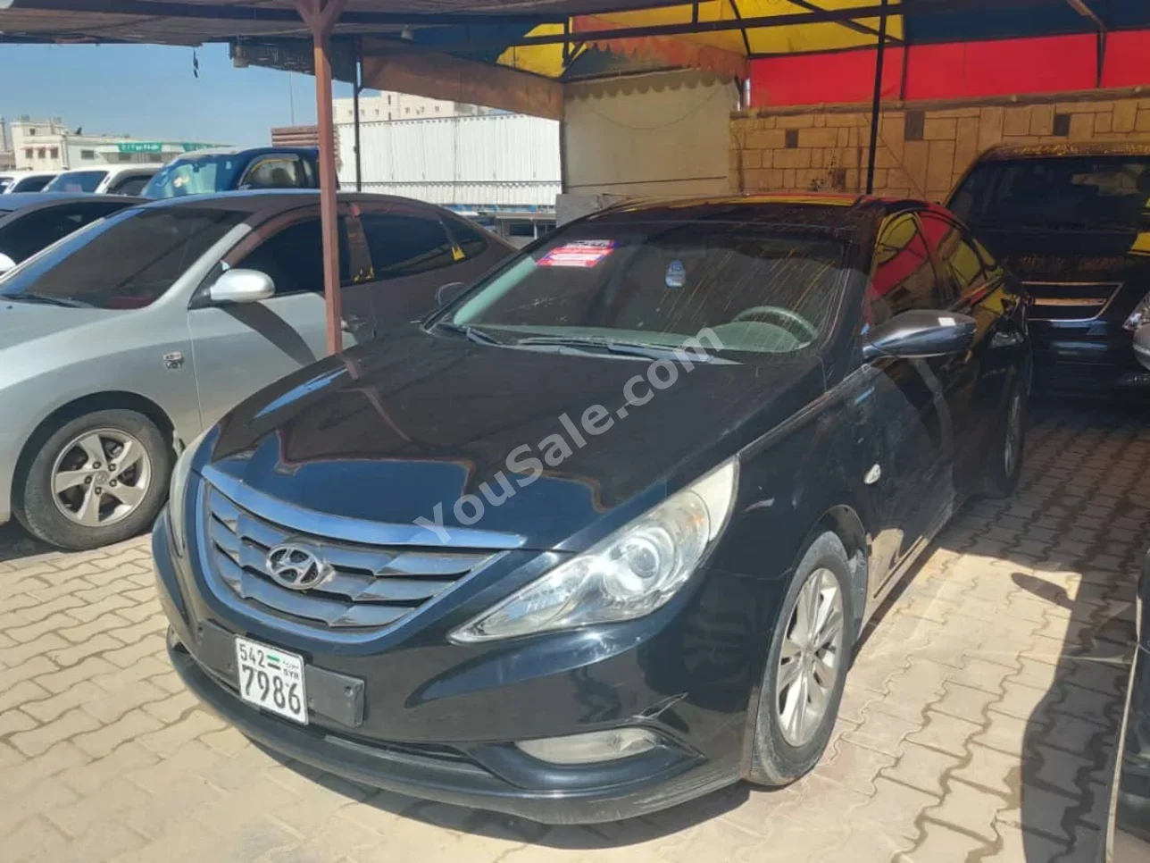 هيونداي سوناتا 2010 اتوماتيك 152,000 كم 4 سلندر دفع أمامي سيدان أسود بنزين