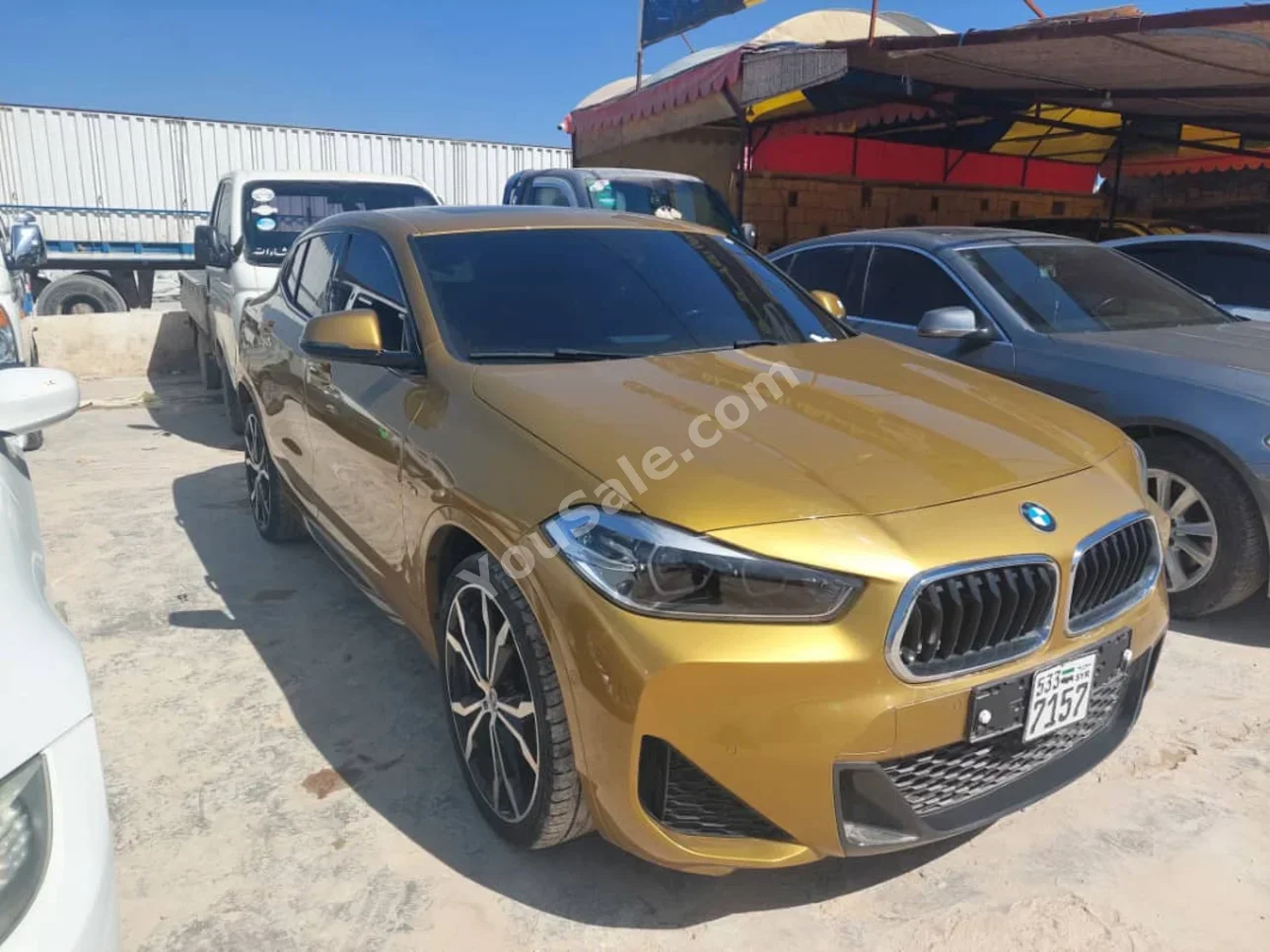 BMW X-Series 2 2021 Automatic 150,000 km 6 Cylinder RWD SUV Gold Diesel