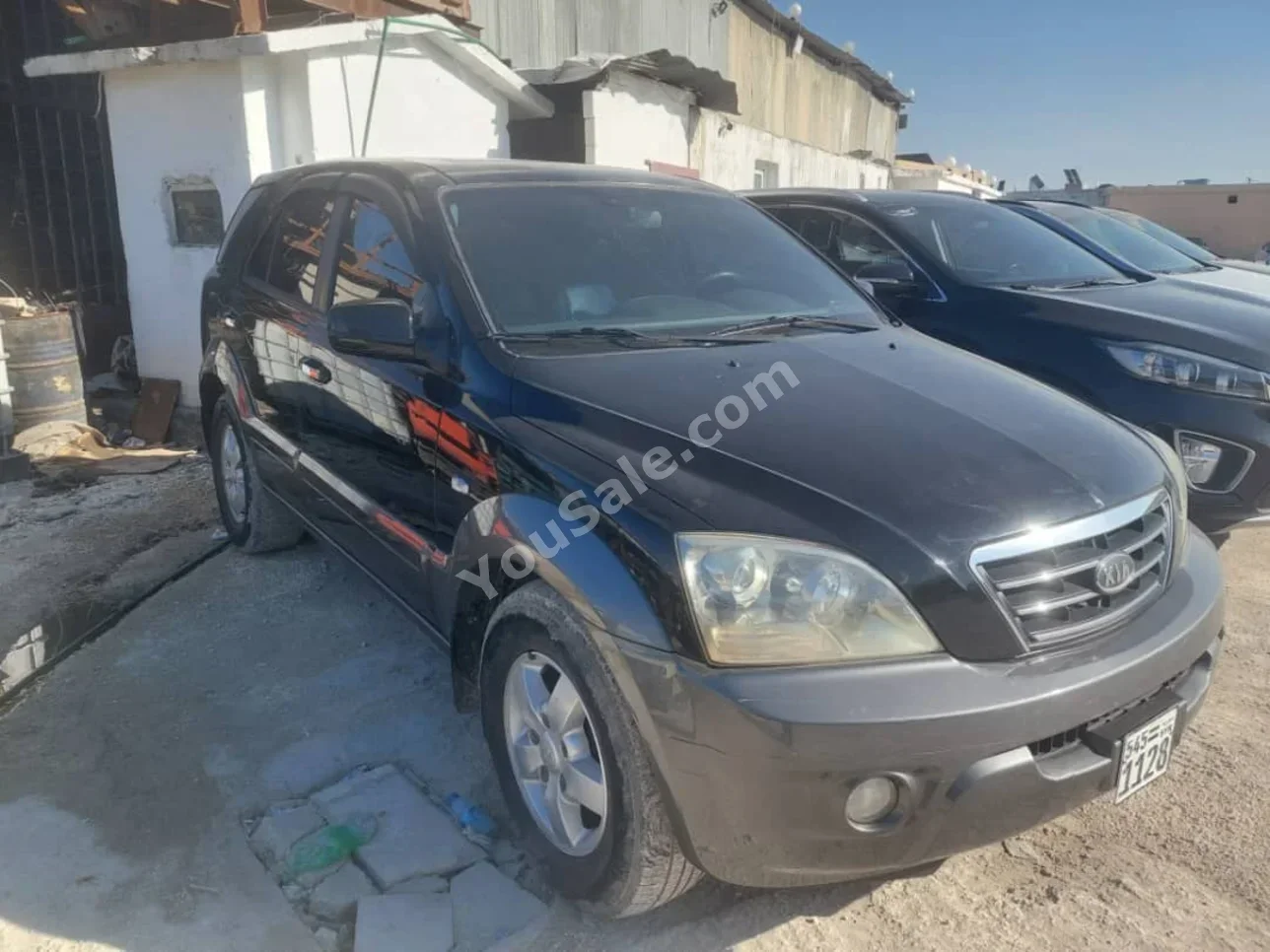 Kia Sorento 2006 Automatic 200,000 km 4 Cylinder FWD SUV Black Diesel