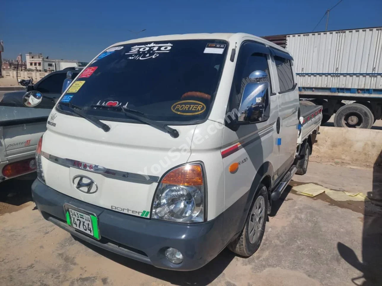 Hyundai Porter Porter 2010 Manual 177,000 km 4 Cylinder RWD Pick Up White Diesel