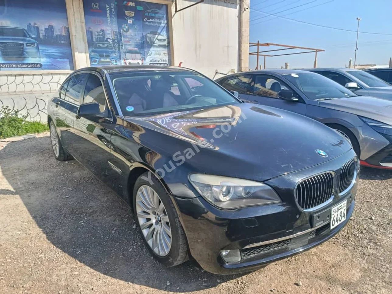 بي ام دبليو الفئة - السابعة 740 Li 2011 اتوماتيك 187,000 كم 6 سلندر دفع خلفي سيدان أسود ديزل