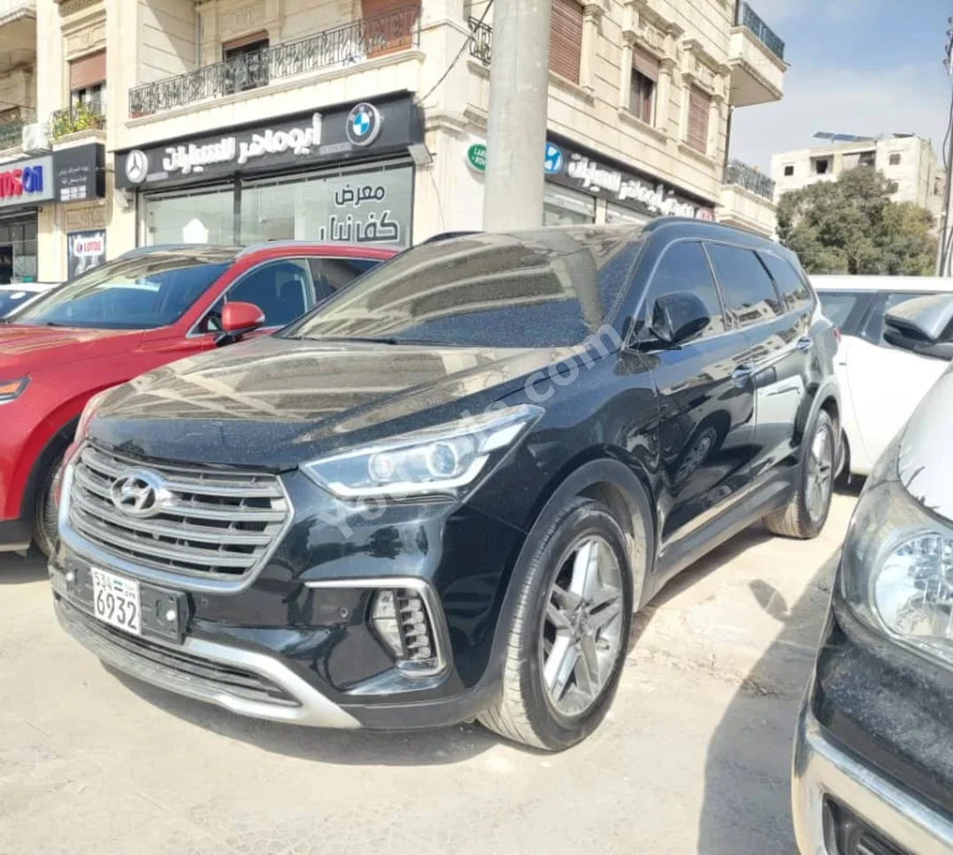 Hyundai Maxcruz 2015 Automatic 114,000 km 4 Cylinder FWD SUV Black Diesel