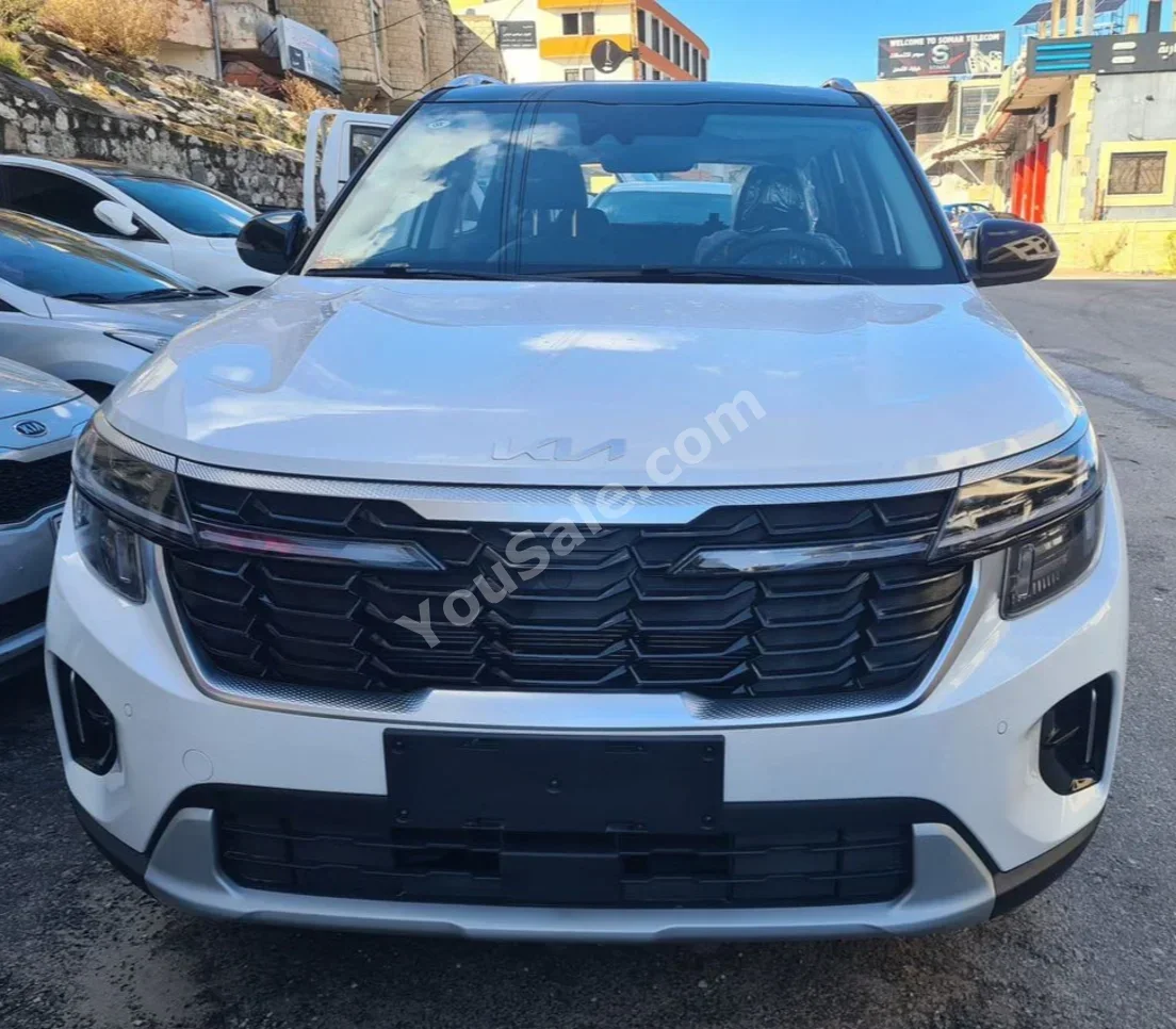 Kia Seltos 2025 Automatic 0 km 4 Cylinder FWD SUV White Gasoline