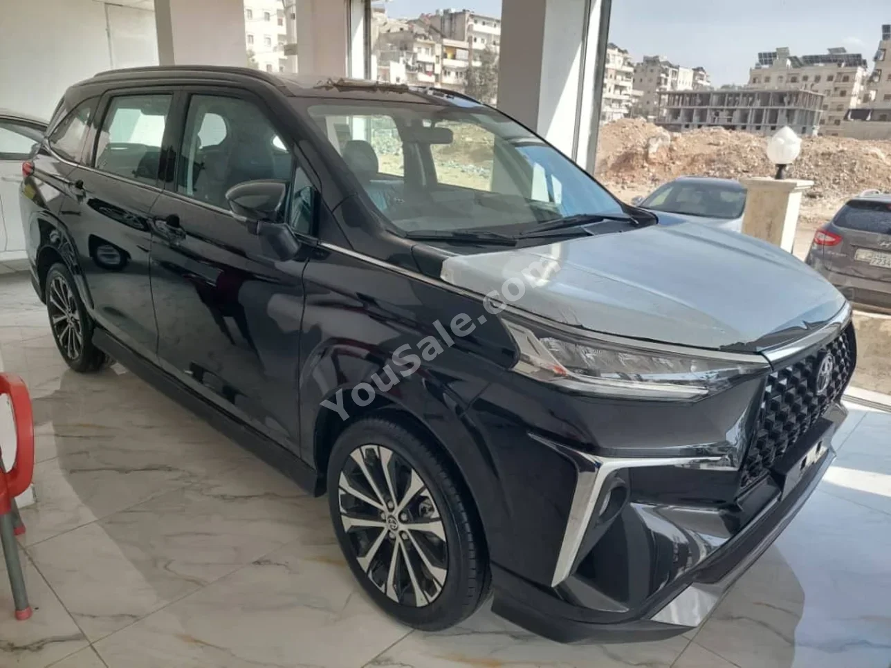 Toyota  VELOZ  2024  Automatic  0 km  4 Cylinder  FWD  SUV  Black  Gasoline
