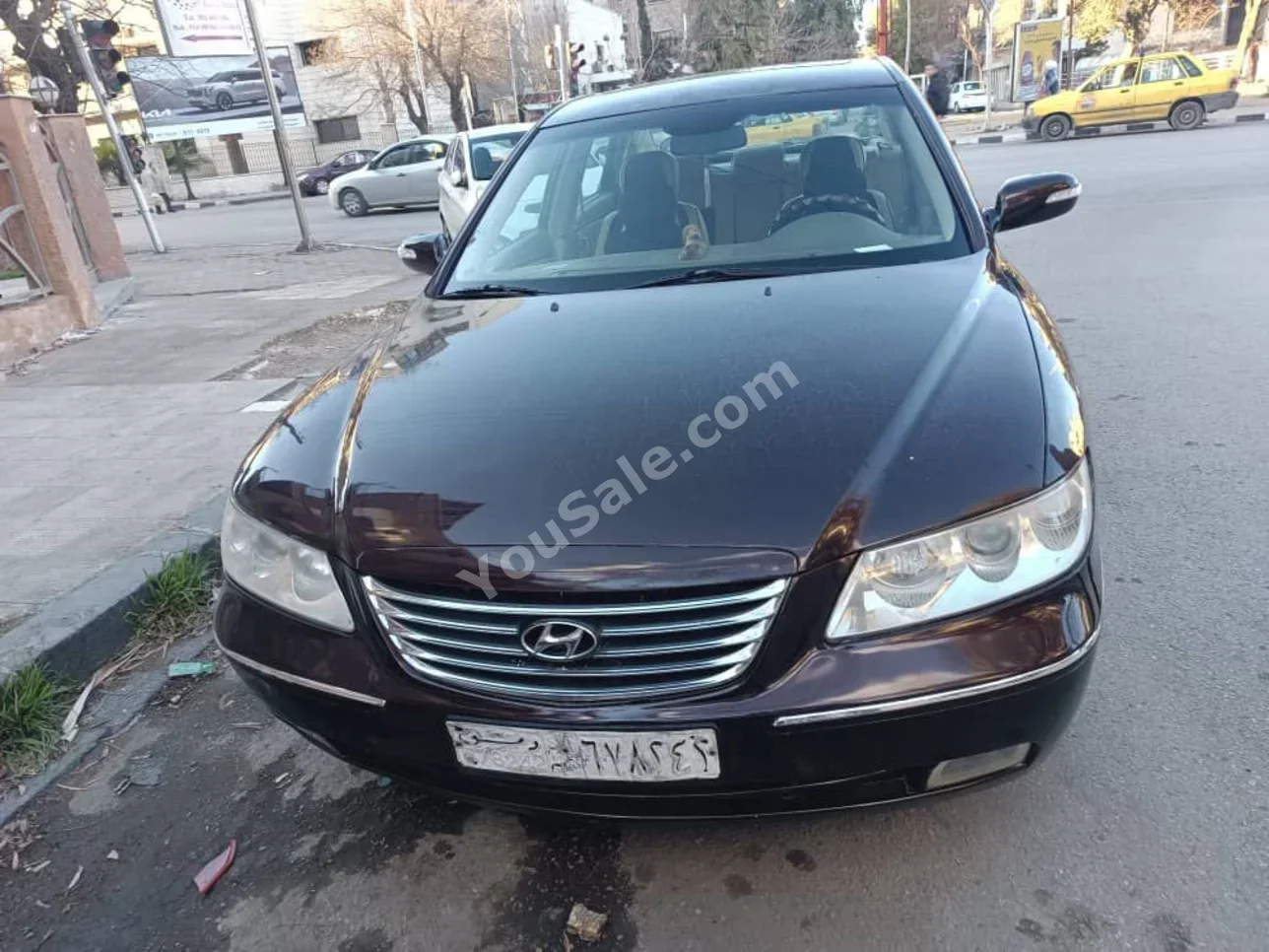 Hyundai Azera 2008 Automatic 210,000 km 6 Cylinder FWD Sedan Dark Red Gasoline