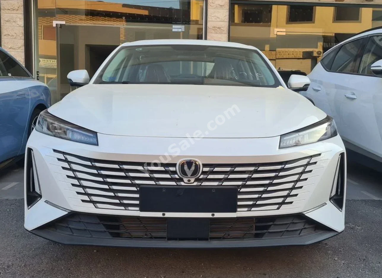 Changan EDO - Plus 2025 Automatic 0 km 4 Cylinder FWD Sedan White Gasoline