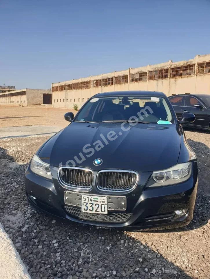 BMW 3-Series 320i 2015 Automatic 70,000 km 4 Cylinder RWD Sedan Black Gasoline