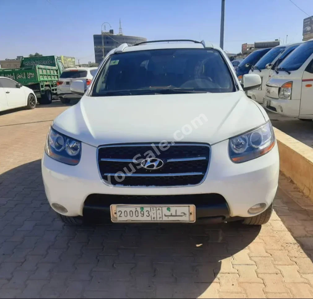 Hyundai Santa Fe 2008 Automatic 225,000 km 4 Cylinder FWD SUV White Diesel