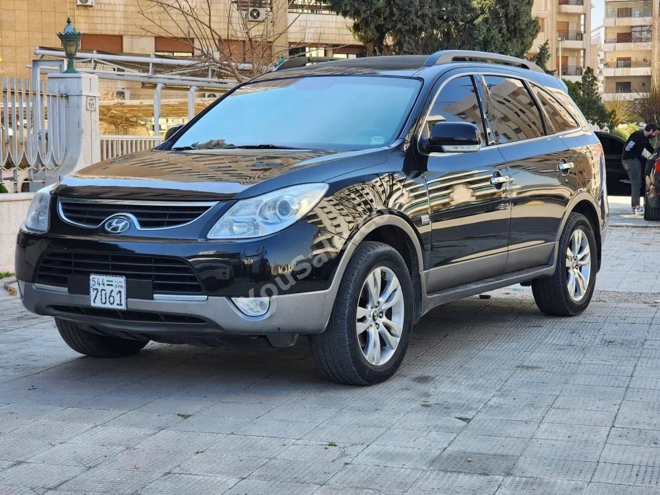 Hyundai  Veracruz  2011  Automatic  315,000 km  6 Cylinder  AWD  SUV  Black  Diesel