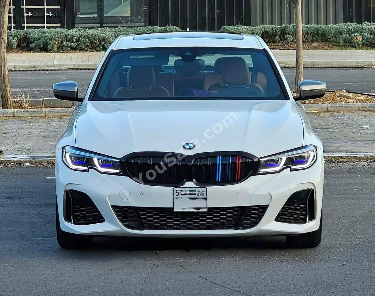 BMW 3-Series 320i 2021 Automatic 48,000 km 6 Cylinder 4WD Sedan White Gasoline