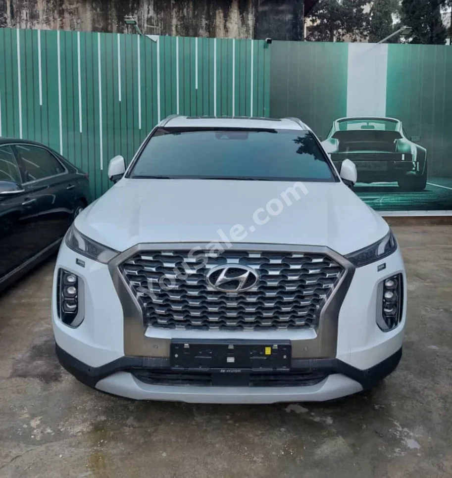 Hyundai  Palisade  2022  Automatic  45,500 km  6 Cylinder  4WD  SUV  White  Gasoline